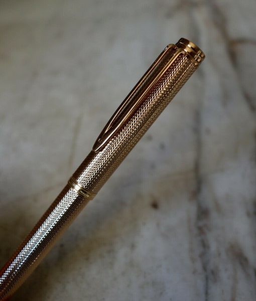 Stylo roller Waterman gentleman plaqué or 18 carats - finition grain d'orge