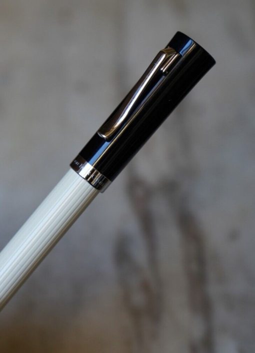 STYLO PLUME GRAF VON FABER-CASTELL INTUITION BEIGE - PLUME OR 18 CTS