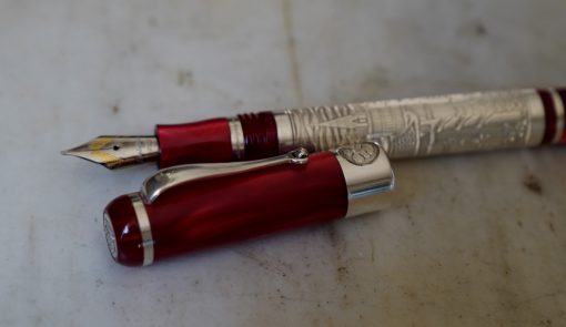 STYLO PLUME MONTEGRAPPA LIVING HARMONY RESINE ROUGE MARBREE & ARGENT MASSIF 925 - EDITION LIMITEE 500 EX.