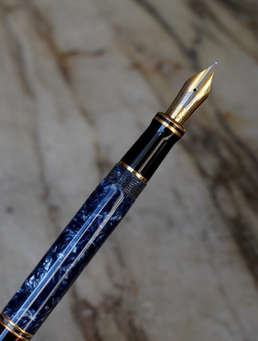 STYLO PLUME PARKER DUOFOLD CENTENNIAL BLEU MARBREE - PLUME OR MASSIF 18 CARATS