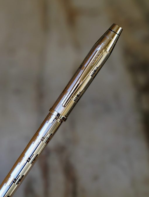 STYLO PLUME CROSS CENTURY METAL GUILLOCHE - PLUME OR MASSIF 18 CARATS
