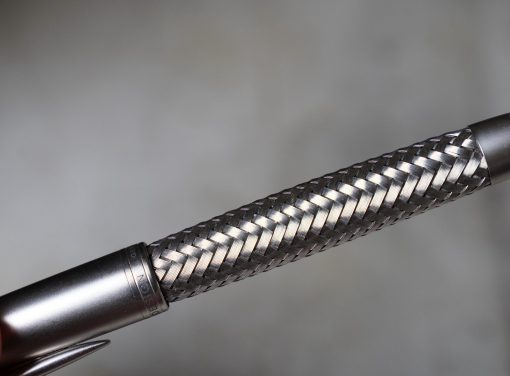 STYLO ROLLER PORSCHE DESIGN EN ACIER INOXYDABLE TRESSE & METAL BROSSE