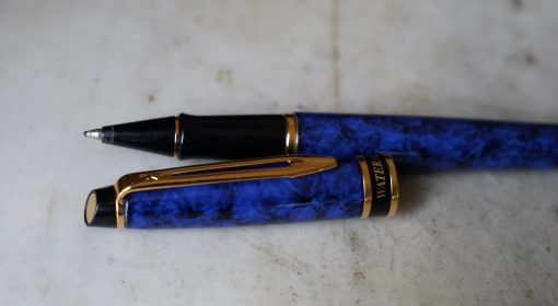 STYLO ROLLER WATERMAN EXPERT EN LAQUE BLEU LAPIS LAZULI MARBRE & PL. OR 18 CARATS