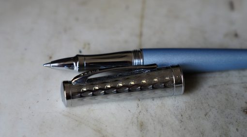STYLO ROLLER CROSS SAUVAGE - LAQUE BLEU CLAIR PERLEE- FINITION PYTHON