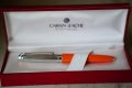 STYLO PLUME CARAN D'ACHE LEMAN LAQUE ORANGE & METAL GODRONS- PLUME OR MASSIF 18 CARATS – Image 2