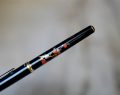 STYLO ROLLER PLATINUM EN RESINE NOIRE - MOTIF DE FLEURS BRANCHES FLEURS ET OISEAU – Image 2