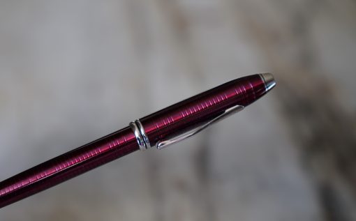 STYLO ROLLER CROSS TOWNSEND EN LAQUE ROUGE STRIEE TRANSLUCIDE - RARE