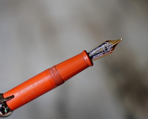 STYLO PLUME STIPULA L'ORANGERIE CRESCENT FILLER. ED. LIMITEE 100 EX - PLUME OR MASSIF 18 CARATS