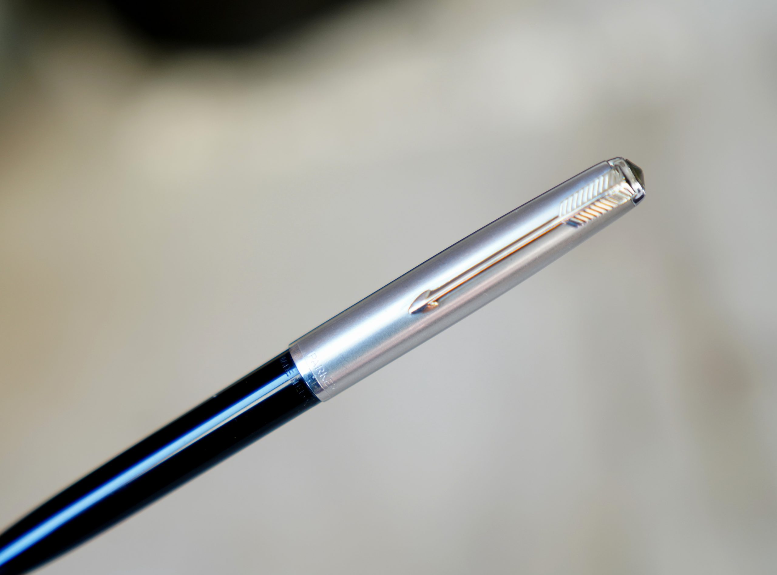 STYLO PORTE-MINES PARKER 51 EN RESINE NOIRE & METAL FINITION CHROMEE - VINTAGE