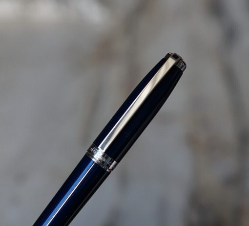 Stylo plume S.T. Dupont Fidelio en laque bleu marine - plume en or massif 14k