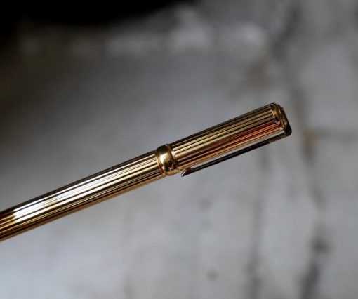 S.T. Dupont Gatsby PL. OR Finition Godrons - plume en or massif 18 carats