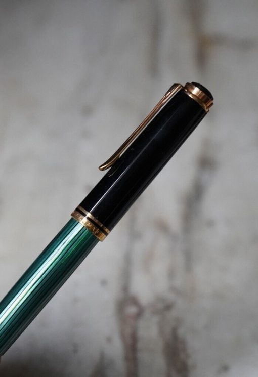 Stylo plume Pelikan M800 vert strie & noir - plume en or 18 carats