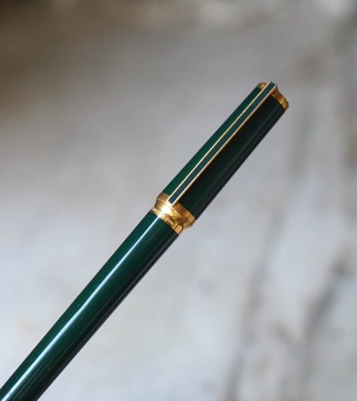 STYLO ROLLER S.T. DUPONT MONTPARNASSE EN LAQUE VERT FONCE & PL. OR 18 CARATS