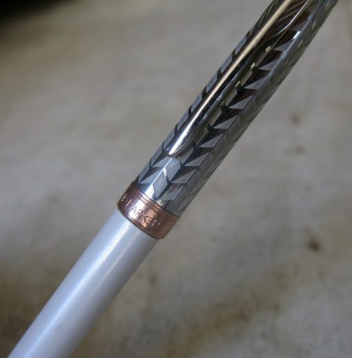 STYLO BILLE PARKER SONNET METAL & PEARL - FINITION PL. OR 18 CARATS ROSE