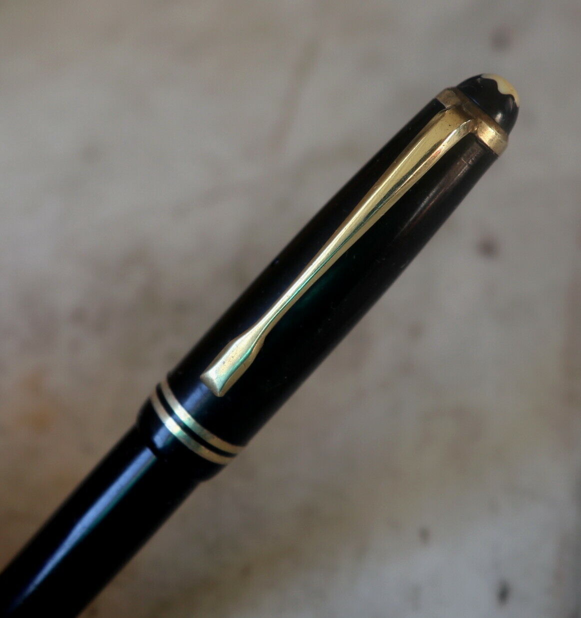 STYLO PLUME VINTAGE RARE MONTBLANC 242 G - OR MASSIF 14 CARATS FLEXIBLE NEUF DANS SA BOÎTE