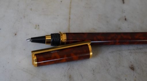 STYLO ROLLER S.T. DUPONT MONTPARNASSE LAQUE THUYA & PL. OR 18 CARATS