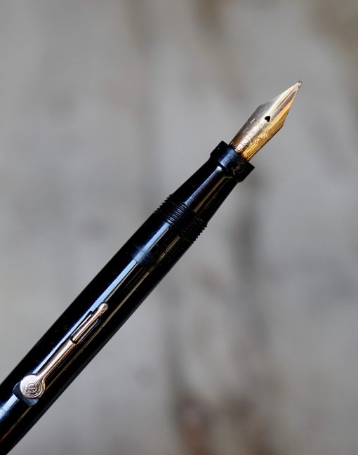NAMIKI - STYLO PLUME A LEVIER EN RESINE NOIRE - PLUME OR 14 CARATS - N 2 -RARE vintage 1930