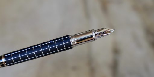 STYLO PLUME MONTBLANC STARWALKER METAL RUBBER - PLUME EN OR MASSIF 14 CARATS MOYENNE