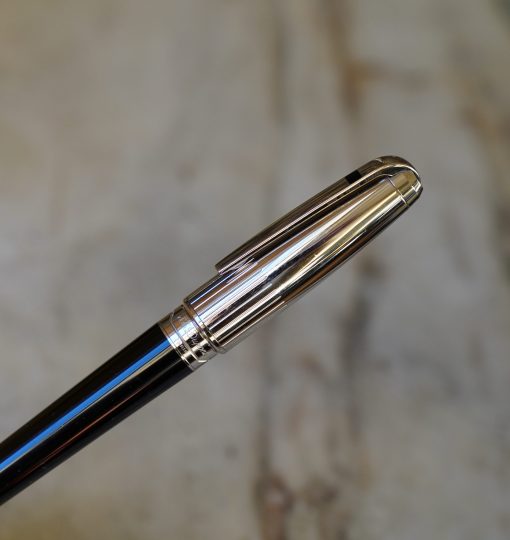 STYLO PLUME S.T. DUPONT OLYMPIO XL DOUE LAQUE NOIRE - CAPUCHON CHROME - PLUME OR MASSIF 18 CARATS - RARE