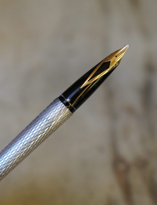 STYLO PLUME SHEAFFER IMPERIAL EN ARGENT MASSIF 925 LOSANGES - PLUME OR MASSIF 18 CARATS
