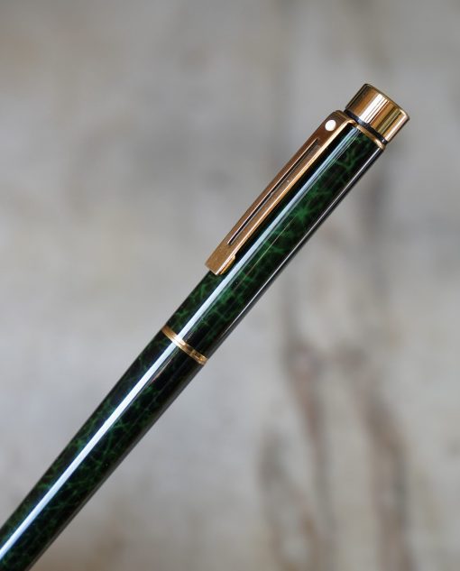 STYLO PLUME SHEAFFER TARGA LAQUE MALACHITE RONCE - PLUME EN OR MASSIF 14 CARATS