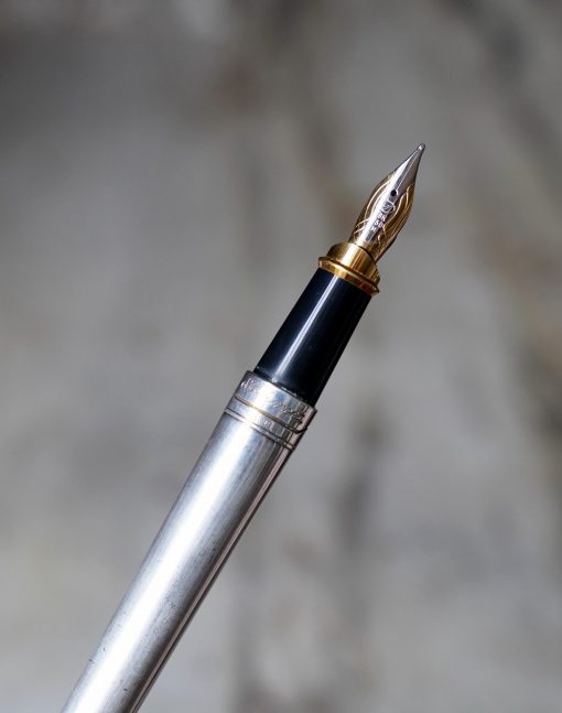 STYLO PLUME S.T. DUPONT OLYMPIO ARGENT MASSIF 925 LISSE - PLUME EN OR MASSIF 18 CARATS