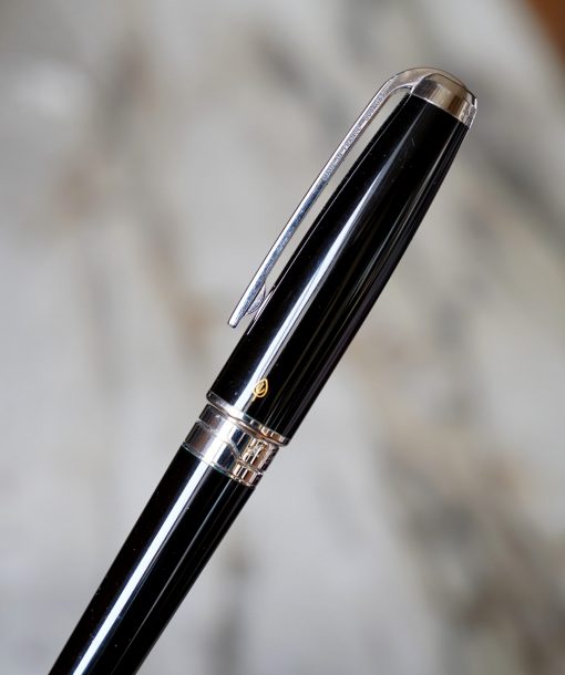 STYLO ROLLER S.T. DUPONT OLYMPIO EN LAQUE DE CHINE NOIRE & PALLADIUM