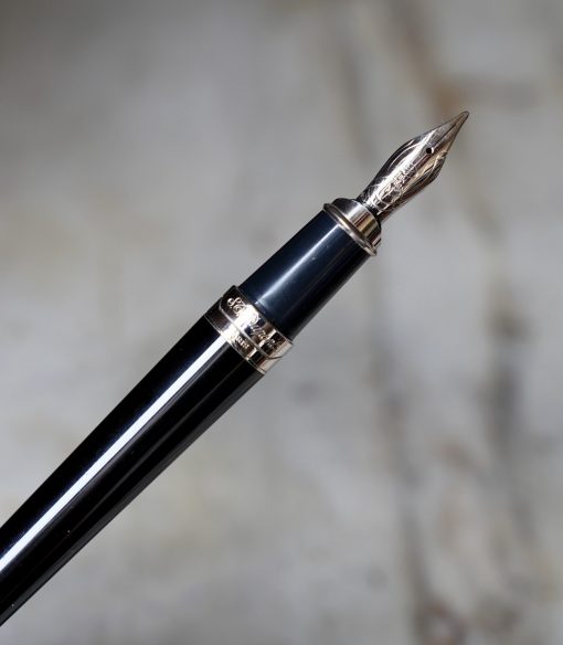 STYLO PLUME S.T. DUPONT OLYMPIO XL LAQUE DE CHINE NOIRE- PLATINUM - PLUME OR MASSIF 18 CARATS