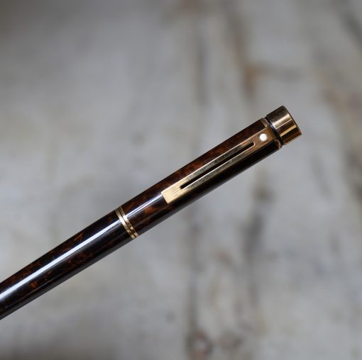 STYLO PLUME SHEAFFER TARGA LAQUE THUYA RONCE - PLUME EN OR MASSIF 14 CARATS