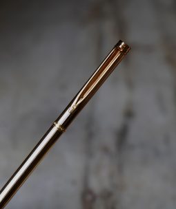 STYLO BILLE WATERMAN GENTLEMAN PL. OR 18 CARATS - FINITION GODRONS