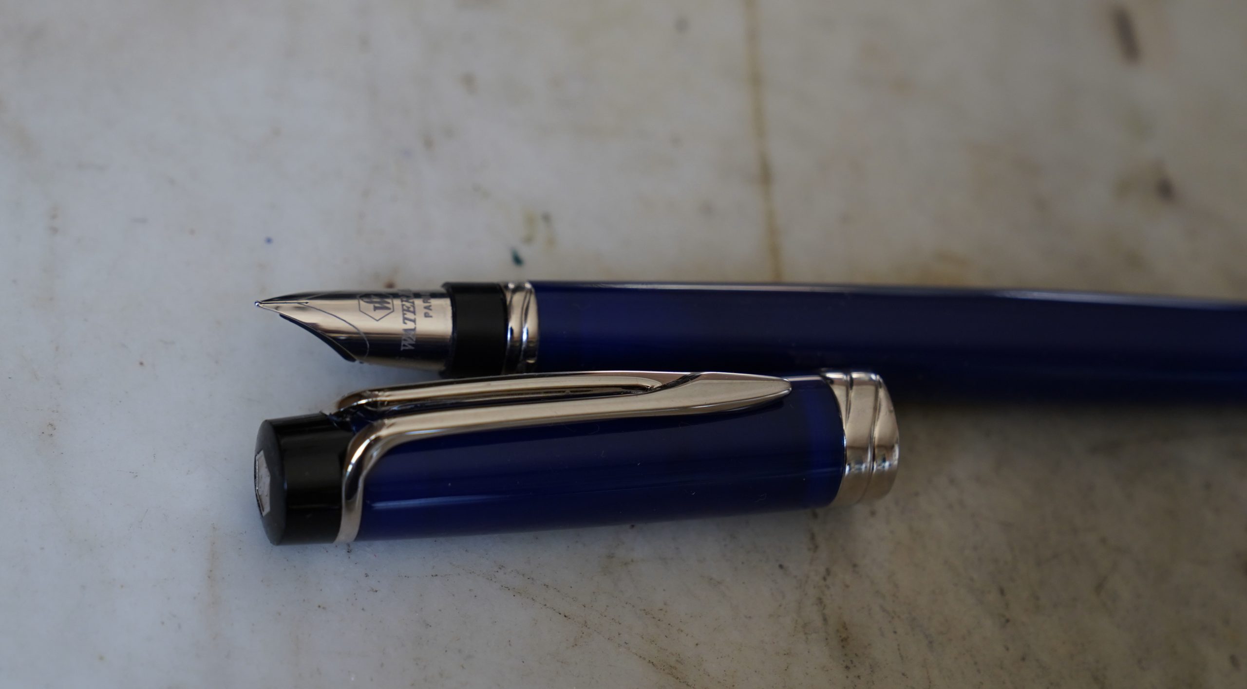 STYLO PLUME WATERMAN LIAISON EN RESINE BLEU NUIT - PLUME EN OR MASSIF 18K - RARE