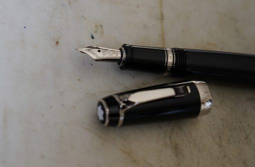 STYLO PLUME MONTBLANC BOHEME RESINE NOIRE PLATINUM - PLUME EN OR MASSIF 18 CARATS