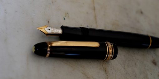 STYLO PLUME MONTBLANC MEISTERSTÜCK 146 - G - PLUME OR MASSIF 14 C - RARE VINTAGE