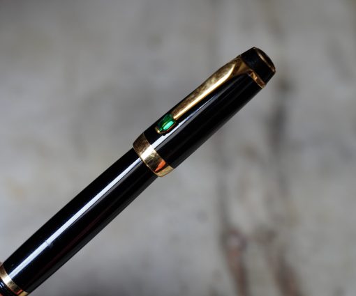 STYLO ROLLER MONTBLANC BOHEME RESINE NOIRE & PL. OR- PIERRE VERTE - RARE VERSION