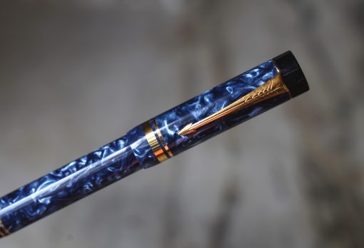 STYLO PLUME PARKER DUOFOLD CENTENNIAL BLEU MARBRE PREMIERE GENERATION - PLUME EN OR MASSIF 18 CARATS