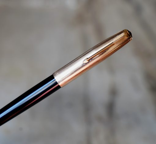 STYLO PLUME PARKER 51 EN RESINE NOIRE & PL. OR - PLUME OR MASSIF 18 CARATS - MADE IN ENGLAND