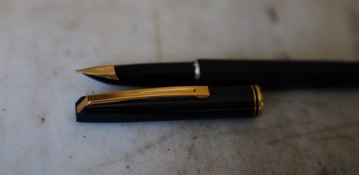 STYLO PLUME WATERMAN CONCORDE EN RESINE NOIRE - PLUME EN OR MASSIF 18 CARATS