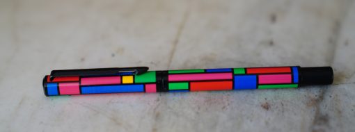 STYLO PLUME PARKER RIALTO FINITION MOTIFS GEOMETRIQUES & METAL NOIRCI