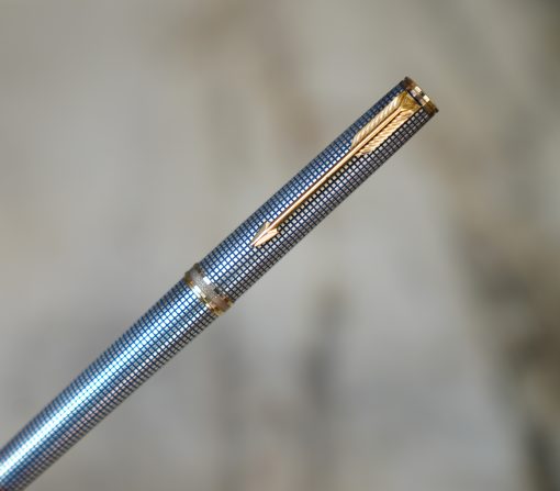 STYLO PLUME PARKER PREMIER EN ARGENT MASSIF 925 - FINITION QUADRILLEE - PLUME EN OR MASSIF 18 CARATS