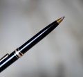 STYLO BILLE MONTBLANC MEISTERSTÜCK MOZART EN RESINE NOIRE & PL. OR 18 K - 107 MM – Image 2