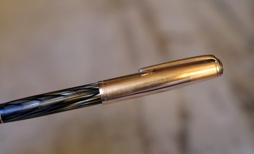 STYLO PLUME MONTBLANC 644 MASTERPIECE DOUE RESINE VERT STRIE & PL. OR - PLUME OR MASSIF 14 CARATS