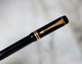 STYLO PLUME PARKER DUOFOLD CENTENNIAL - PLUME OR MASSIF 18 CARATS - EXTRA FINE – Image 2