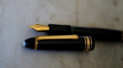 STYLO PLUME MONTBLANC MEISTERSTÜCK 146 VINTAGE - PLUME EN OR MASSIF 18 CARATS