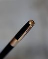 STYLO PLUME PILOT EN RESINE NOIRE - PLUME EN OR MASSIF 18 CARATS – Image 2