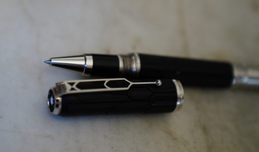 STYLO ROLLER MONTBLANC VICTOR HUGO - EDITION ECRIVAINS LIMITEE 8600 EXEMPLAIRES