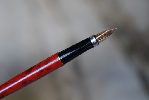 STYLO PLUME PARKER 75 LAQUE DE CHINE JASPER RED - PLUME OR MASSIF 18 CARATS