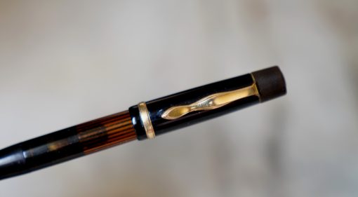 STYLO PLUME MONTBLANC L 134 - PLUME EN OR MASSIF 14 C - FLEX LARGE