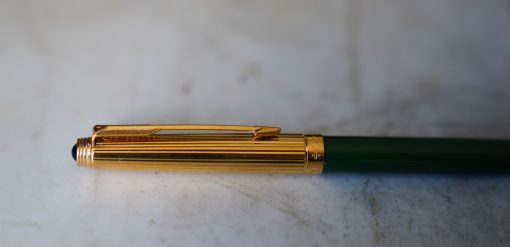 STYLO BILLE PARKER 75 CUSTOM EN RESINE VERTE - CAPUCHON PL. OR - PIERRE VERTE