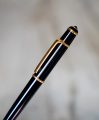STYLO BILLE CARTIER DIABOLO RESINE NOIRE PL. OR 18 CARATS - PIERRE BLEUE – Image 2