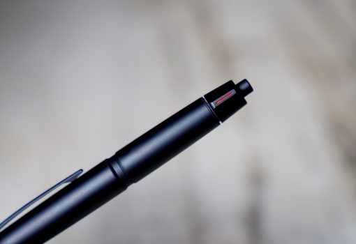STYLO PLUME PILOT CAPLESS LS - LAQUE NOIRE MAT - PLUME EN OR MASSIF 18 CARATS